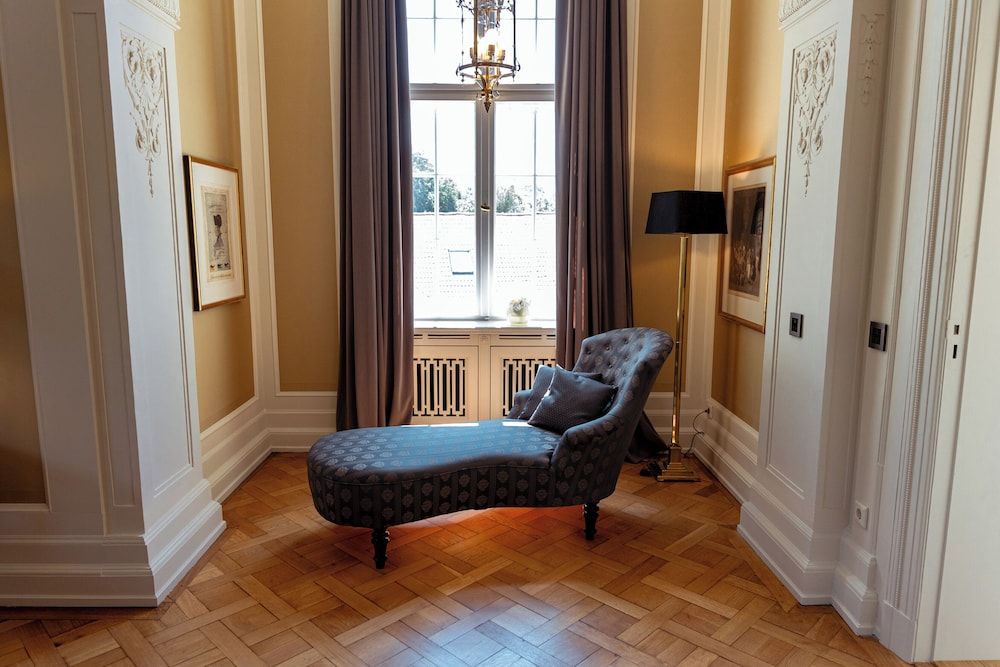 Schlosshotel Neustrelitz Comfort Suite 7