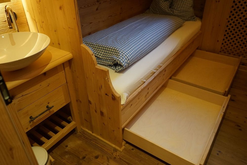 Classic Single Room