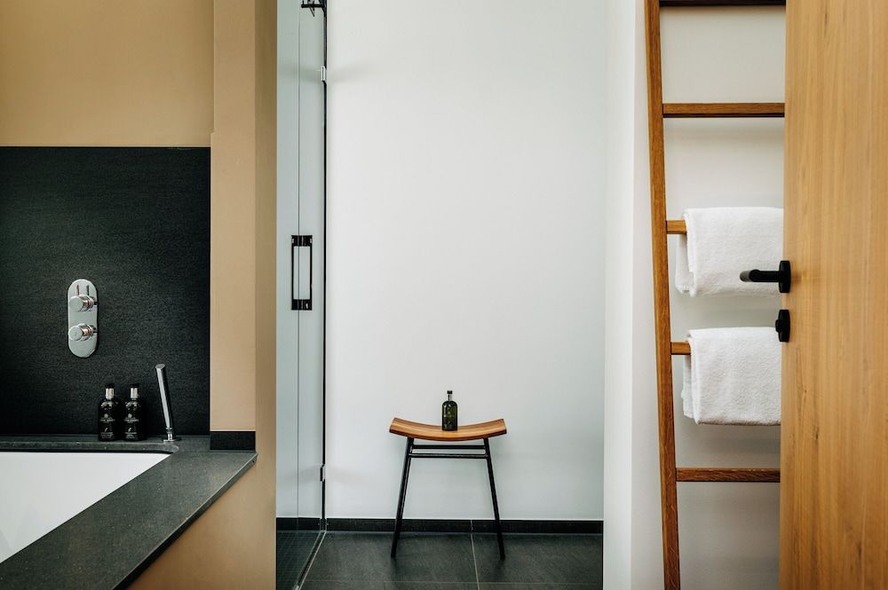 Relais & Chateaux Diepeschrather Mühle Deluxe Suite, 1 Bedroom 2