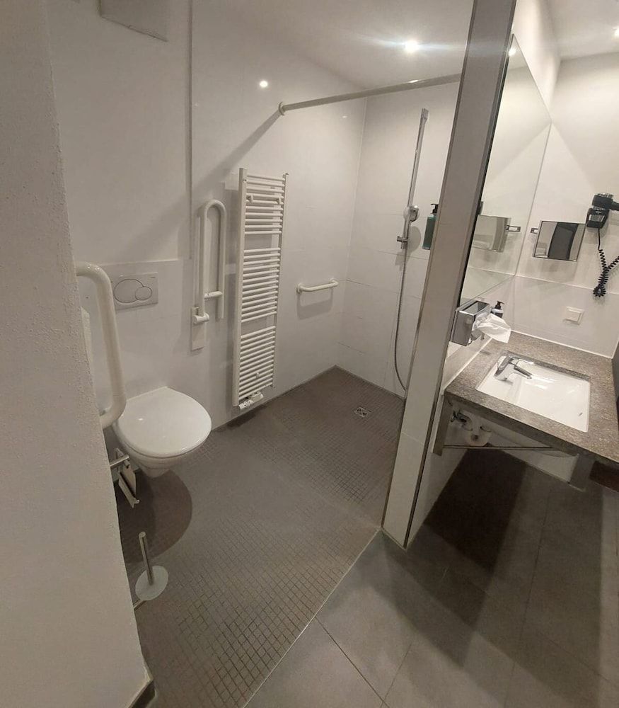 Altstadt Hotel Wertheim Comfort Double or Twin Room, Non Smoking, Private Bathroom 5