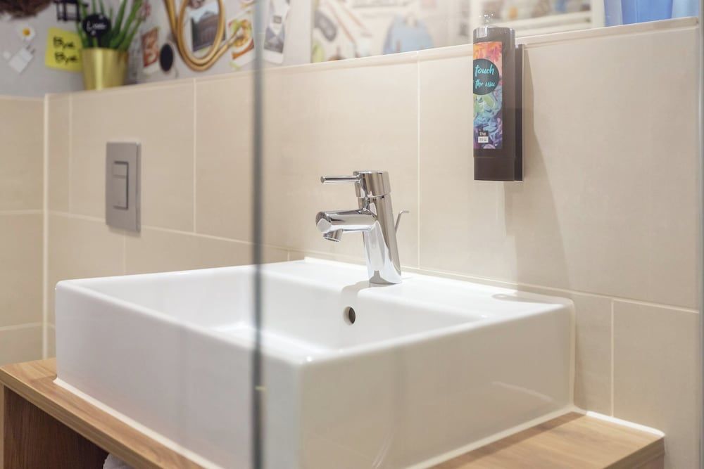 Holiday Inn – the niu, Flux Passau by IHG Standard Room, 1 Queen Bed, River View 9