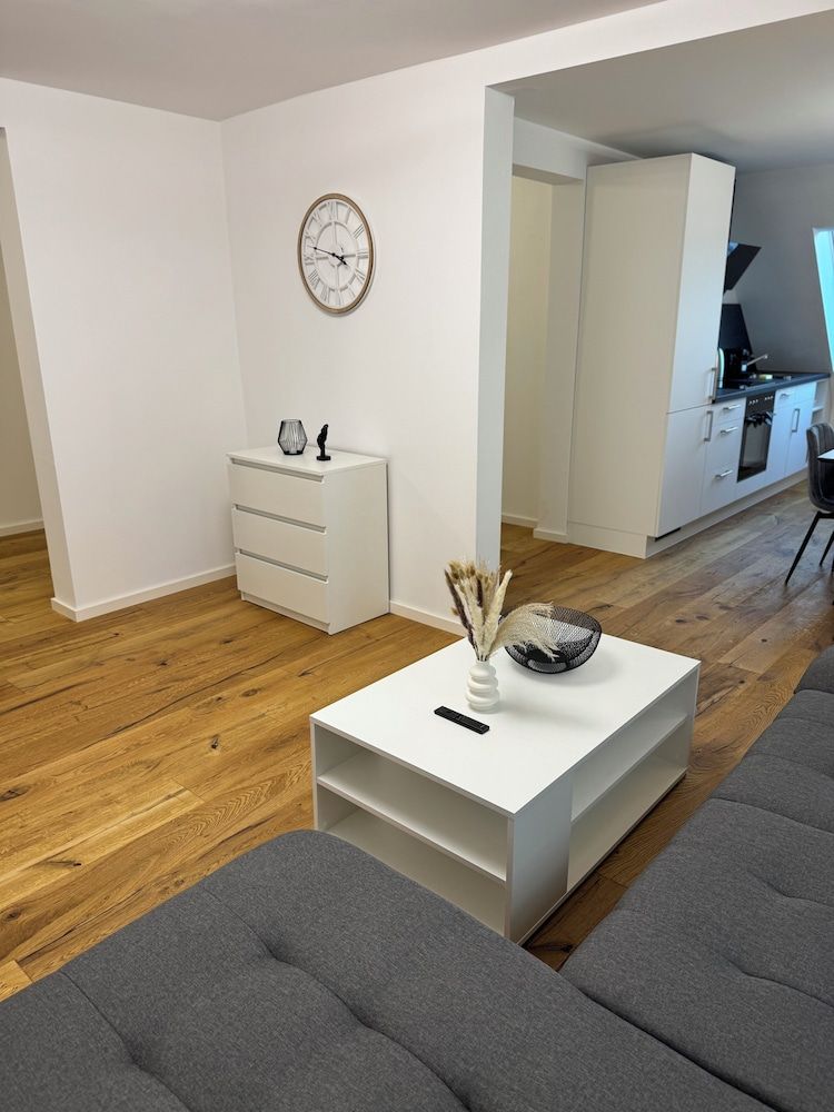 KC Hostings - Prestige Apartments Superior Condo 31