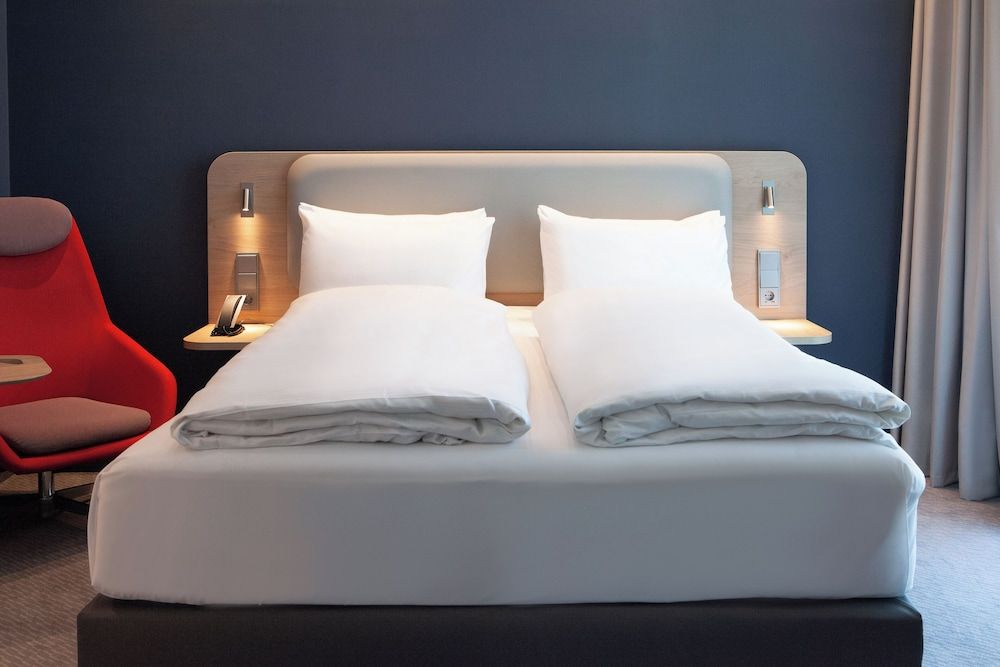 Holiday Inn Express & Suites Monheim Am Rhein by IHG Standard Room, 1 Queen Bed with Sofa bed 2