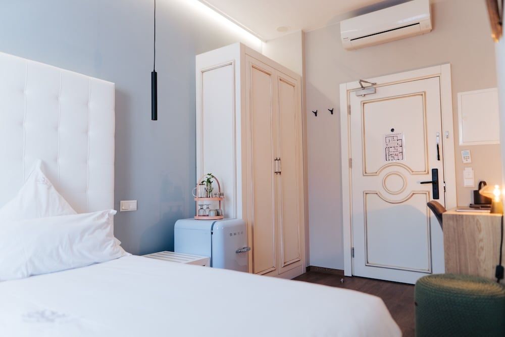 The Kepos Hotel Erlangen Deluxe Double Room 14