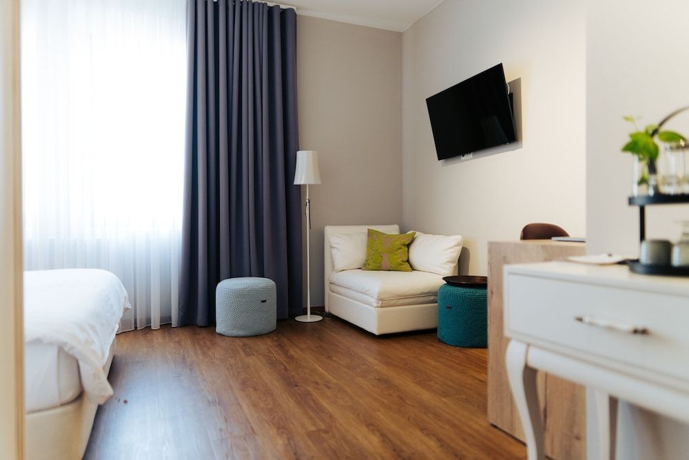 The Kepos Hotel Erlangen Deluxe Double Room 50