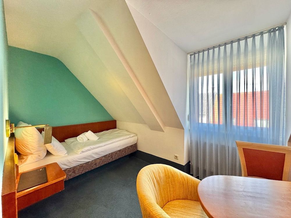 Superior Single Room