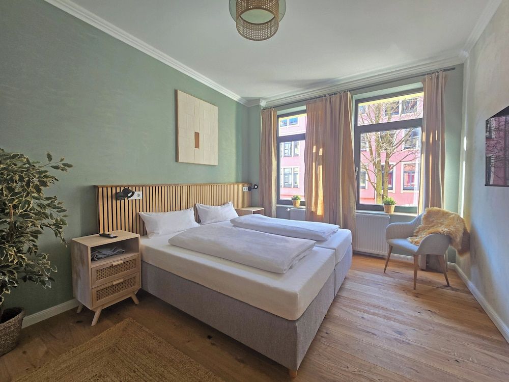 Apartment, 4 Bedrooms, Kitchen