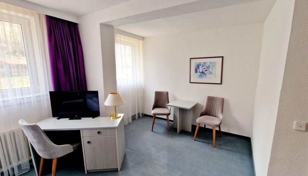 Hotel Am Sommerberg Classic Studio, Hill View 4