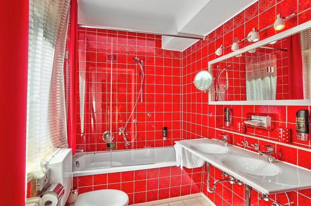 LuCA HOTEL Deluxe Double Room, 1 Queen Bed, Lanai, Mountain View 18