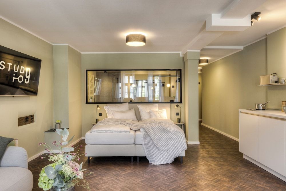 Studio 9 Luxury Studio 2