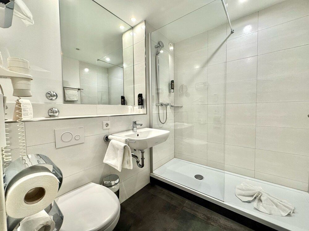 My Park hotel Kempten by AR hotels Family Apartment, City View 22