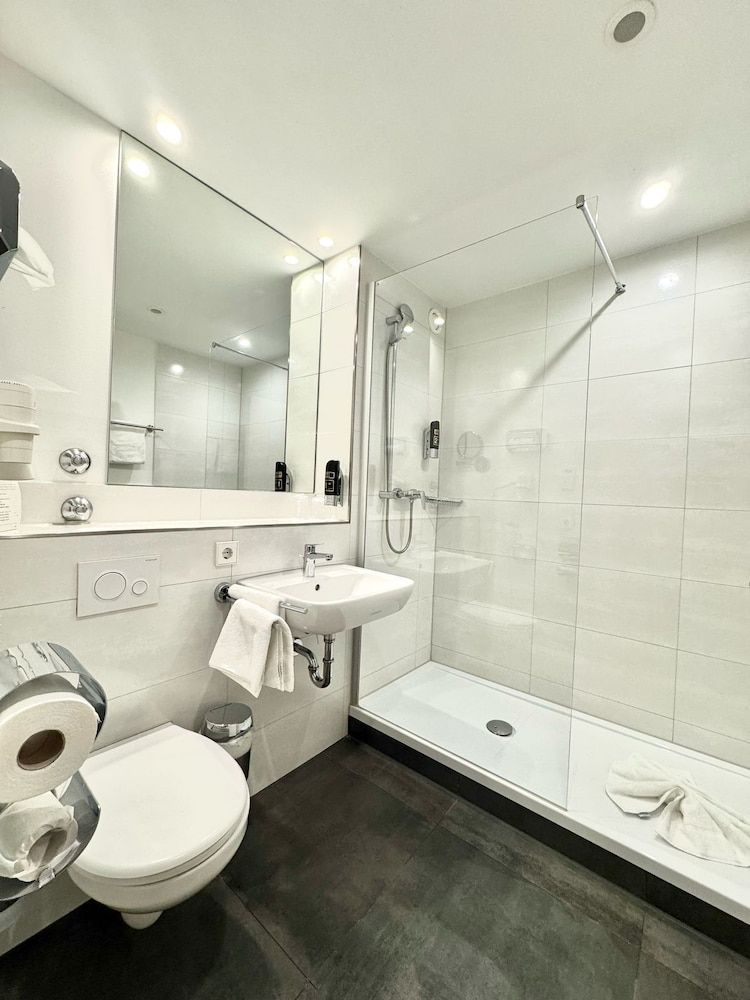 My Park hotel Kempten by AR hotels Family Apartment, City View 20