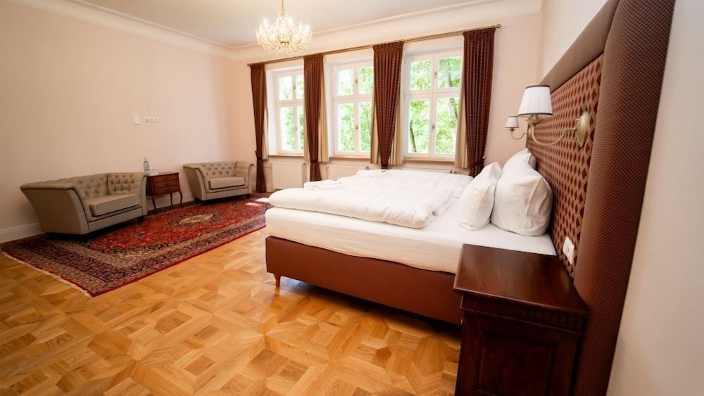 Deluxe Double Room, Garden View