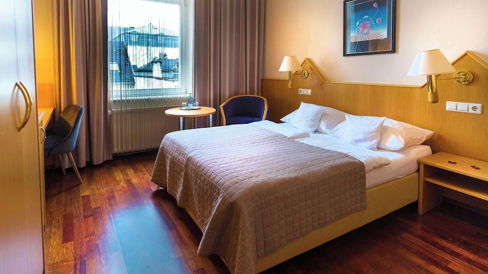 Standard Double Room, 1 Queen Bed