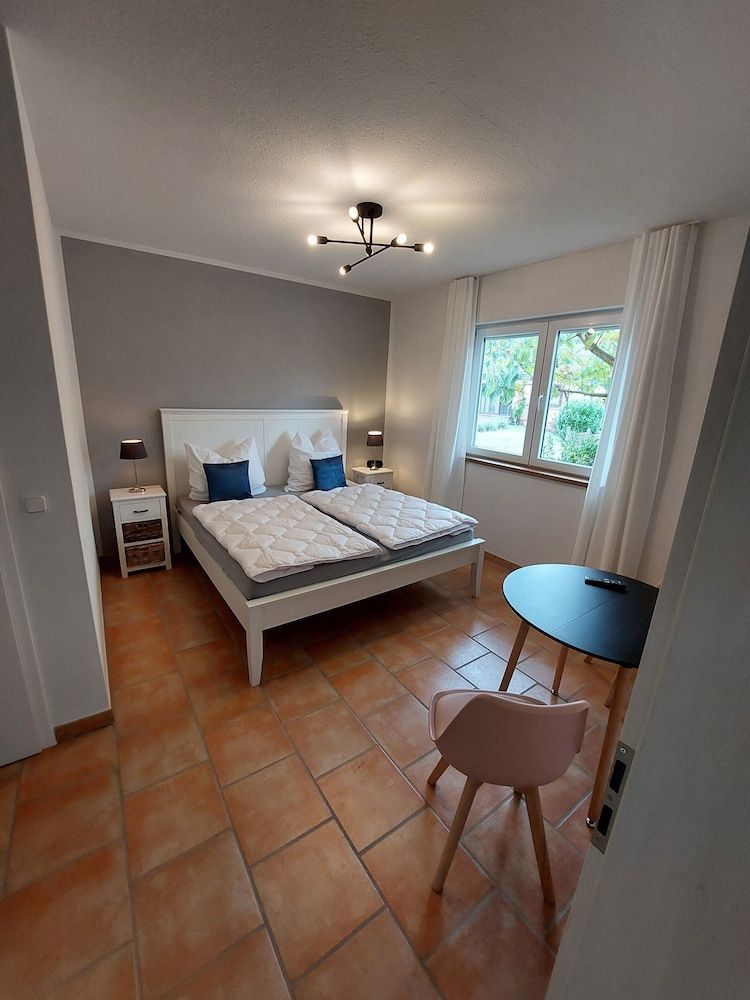Double Room, Mountain View
