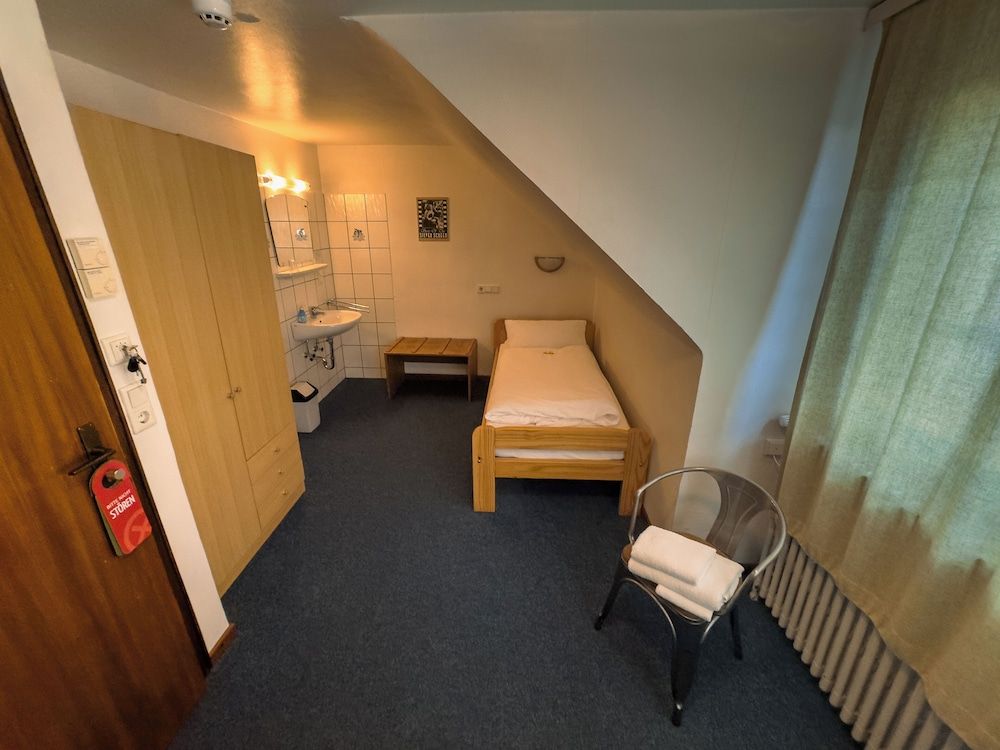 Hotel in der Aal-Kate Economy Single Room 8