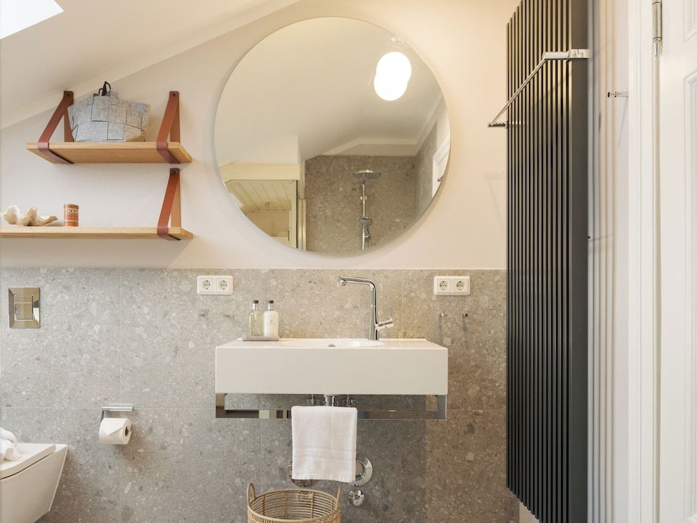 OSTKÜSTE Villa Steigel Design Apartments Deluxe apartment with 2 bedrooms, sauna, and balcony - No. 6 6