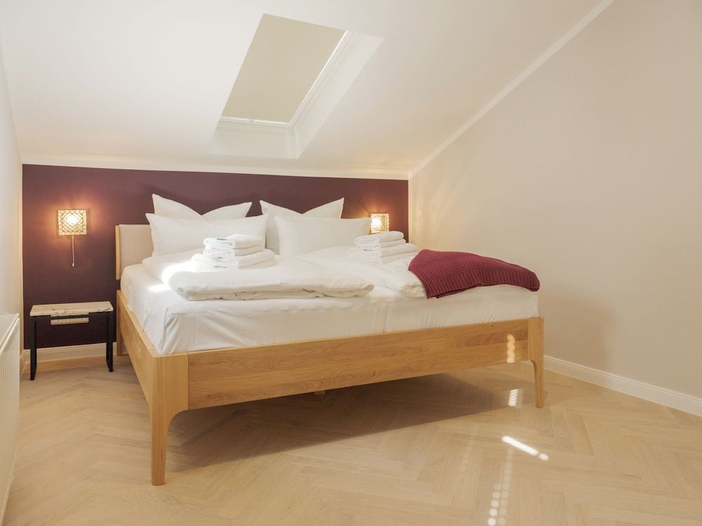 OSTKÜSTE Villa Steigel Design Apartments Deluxe apartment with 2 bedrooms, sauna, and balcony - No. 6 3