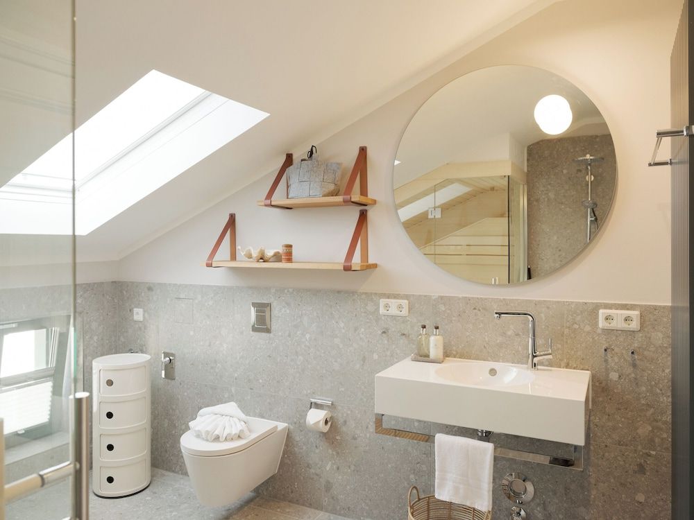 OSTKÜSTE Villa Steigel Design Apartments Deluxe apartment with 2 bedrooms, sauna, and balcony - No. 6 5