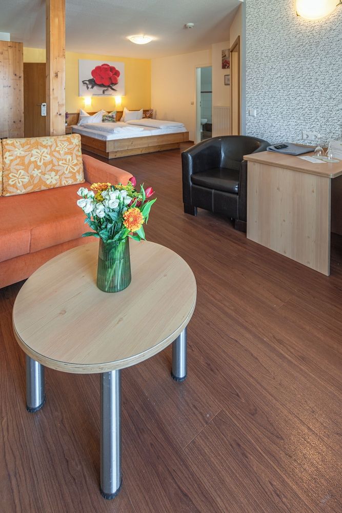 DEVA Hotel Renchtalblick Classic Suite, Balcony, Valley View 3