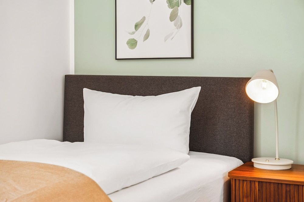 Limehome Jena Teichgraben Single Room Wheelchair Accessible 2