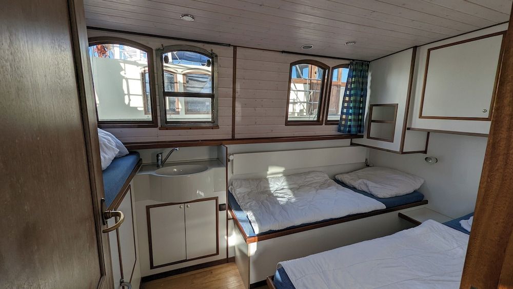 Houseboat Advanced Kormoran 1150