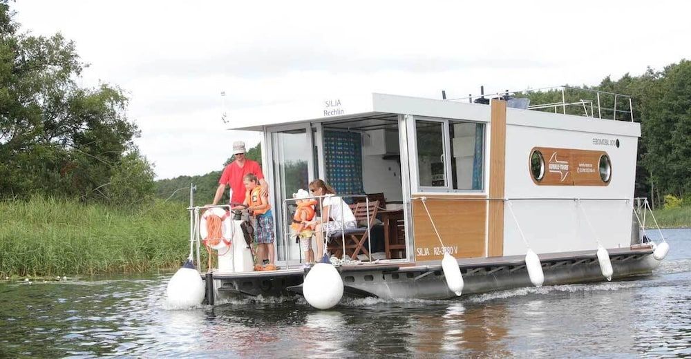 Houseboat Febomobil 870