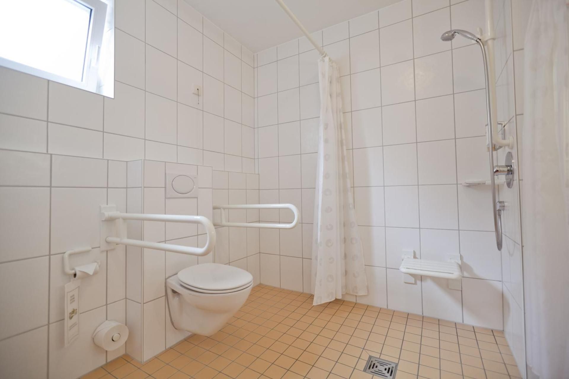 Twin Room - Disability Access