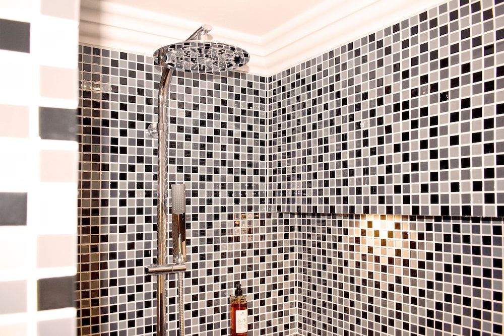 Donau Lodge Boardinghouse Nordlicht Suite with garden view 7