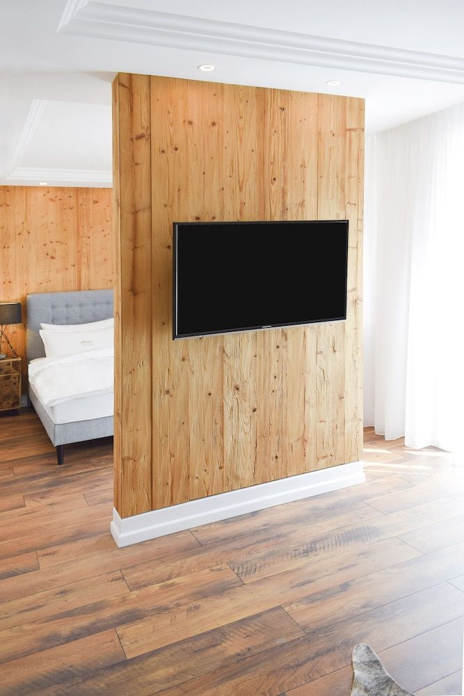 Donau Lodge Boardinghouse Chalet Suite, Balcony with garden view 14