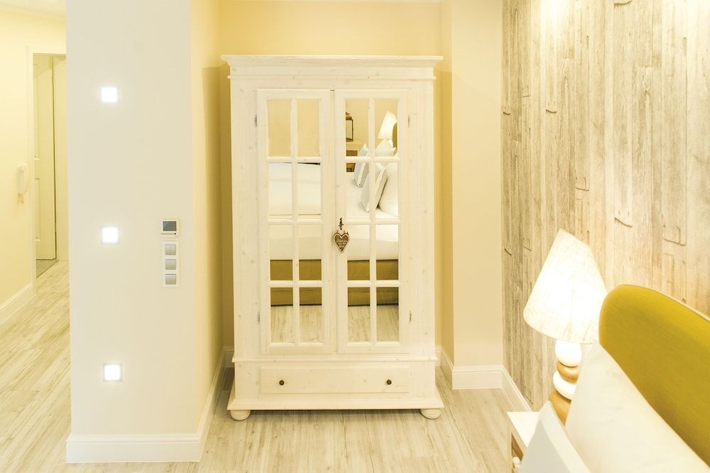 Donau Lodge Boardinghouse Landhaus Suite, Terrace with garden view 10