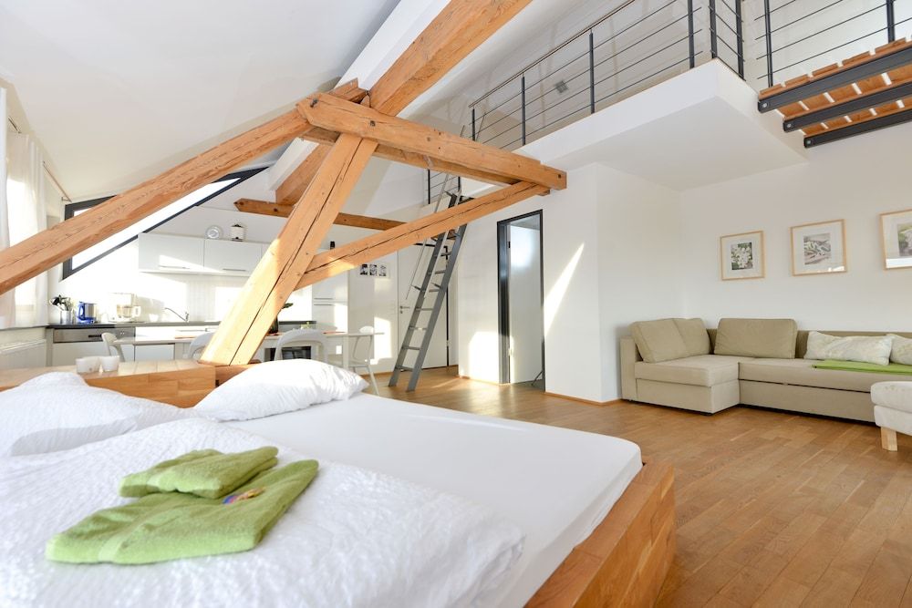 Gut Hügle Erlebnishof Honeymoon Suite, 2 Bedrooms, Kitchenette, Mountain View 3