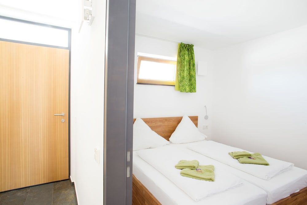 Family Suite, 1 Bedroom, Kitchenette (balcony)