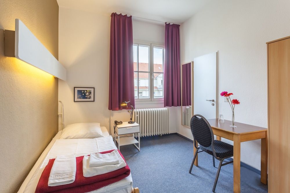 Basic Single Room