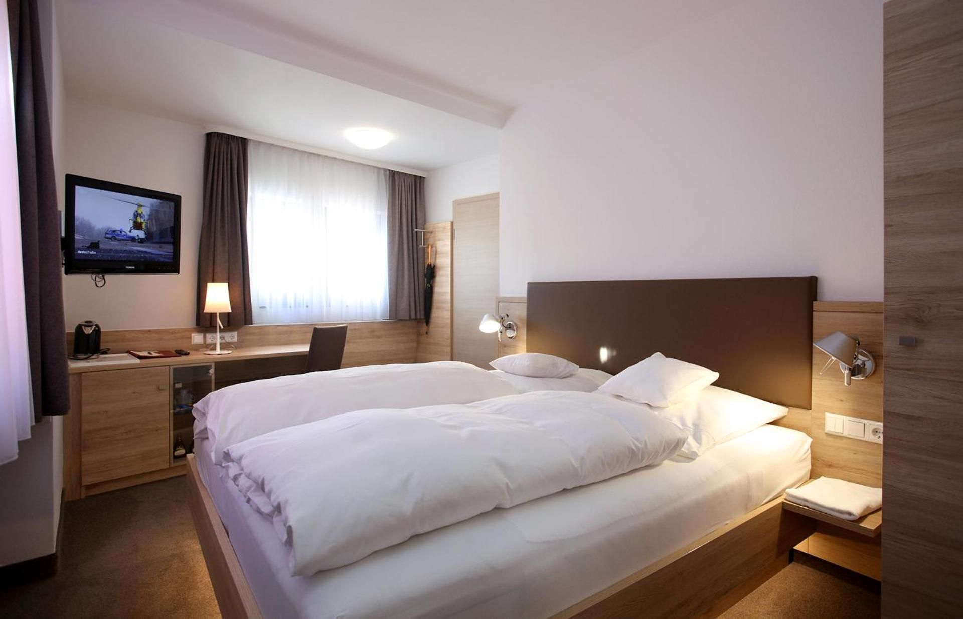 Hotel Warteck Standard  Double Room