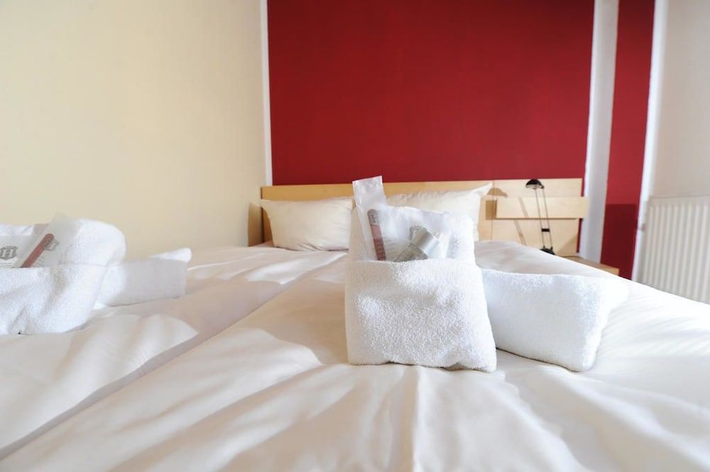 My Bed Dresden Family Room 4