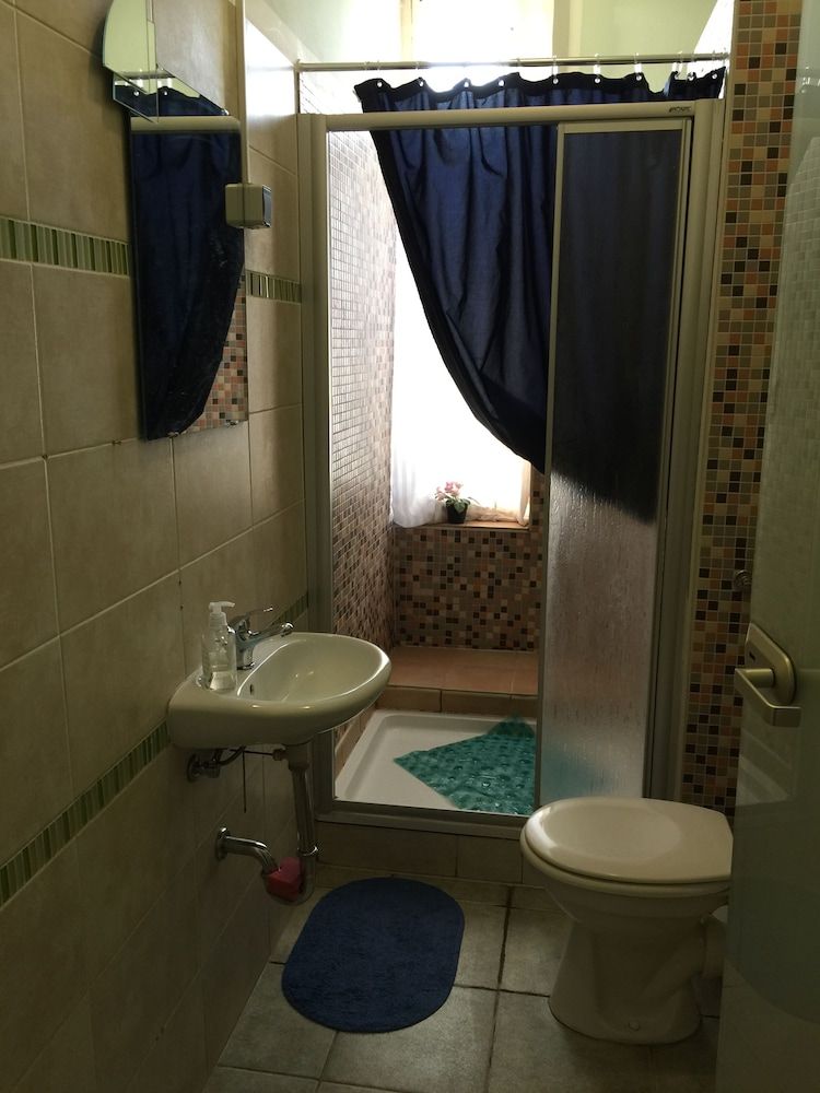 Twin Room, Shared Bathroom