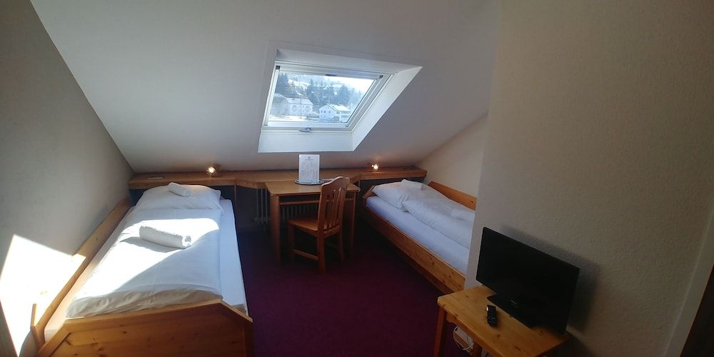 Economy Double Room, Private Bathroom