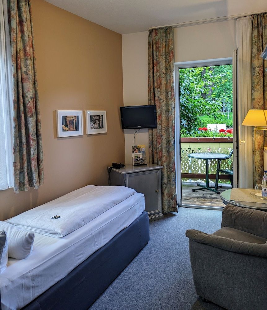 Standard Single Room