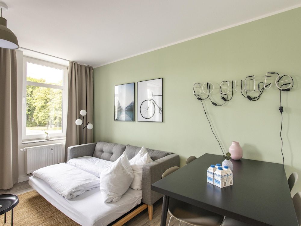 Limehome Chemnitz Hartmannstraße Two-Bedroom Suite with balcony 5