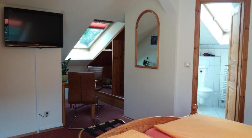 Gaestehaus Loschwitz Double Room 11