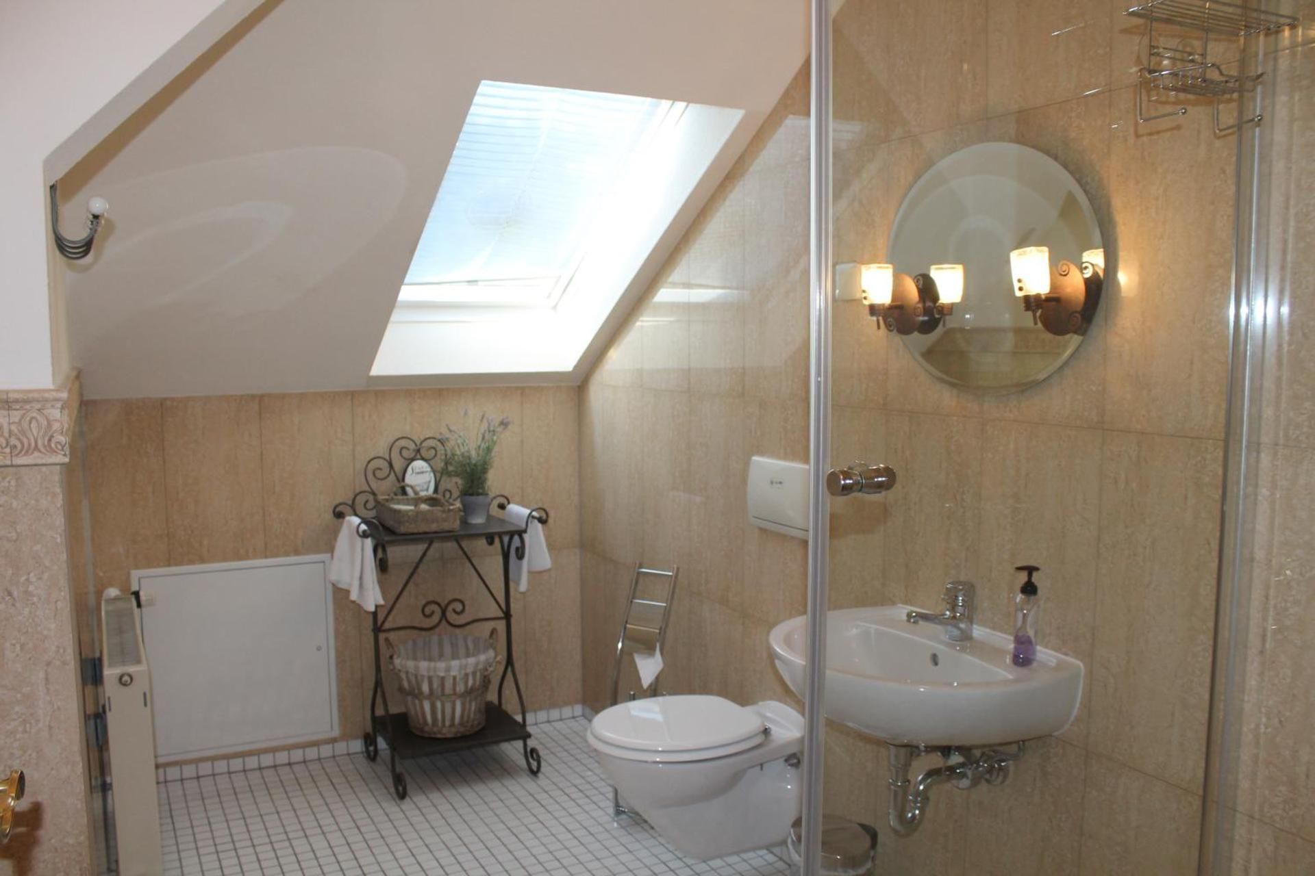 Double Room with Shared Bathroom