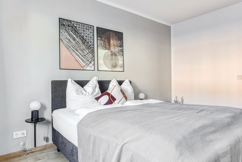 Limehome Augsburg Pilgerhausstraße One-bedroom Suite with balcony