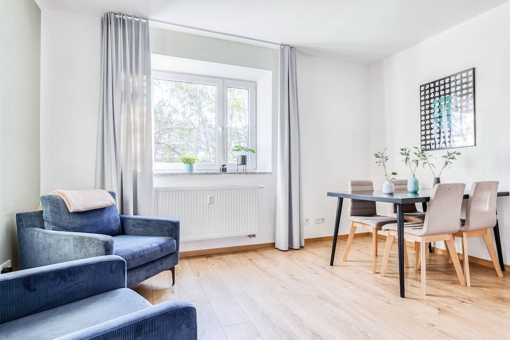 Limehome Augsburg Pilgerhausstraße One-bedroom Suite with balcony 11