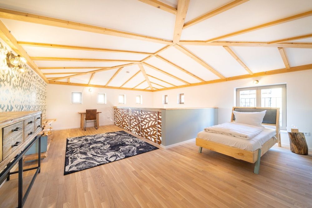 Apartments am Weinberg Design Apartment, 2 Bedrooms, Patio, Courtyard View 5