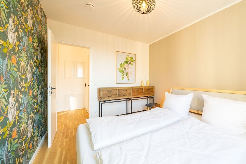 Apartments am Weinberg Design Apartment, 2 Bedrooms, Patio, Courtyard View 3