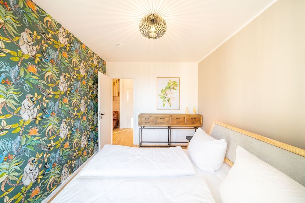 Apartments am Weinberg Design Apartment, 2 Bedrooms, Patio, Courtyard View 2