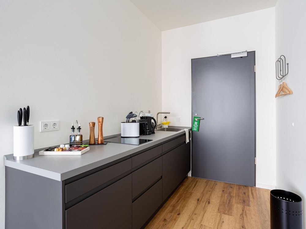 Limehome Mönchengladbach Fliethstraße Suite M 18