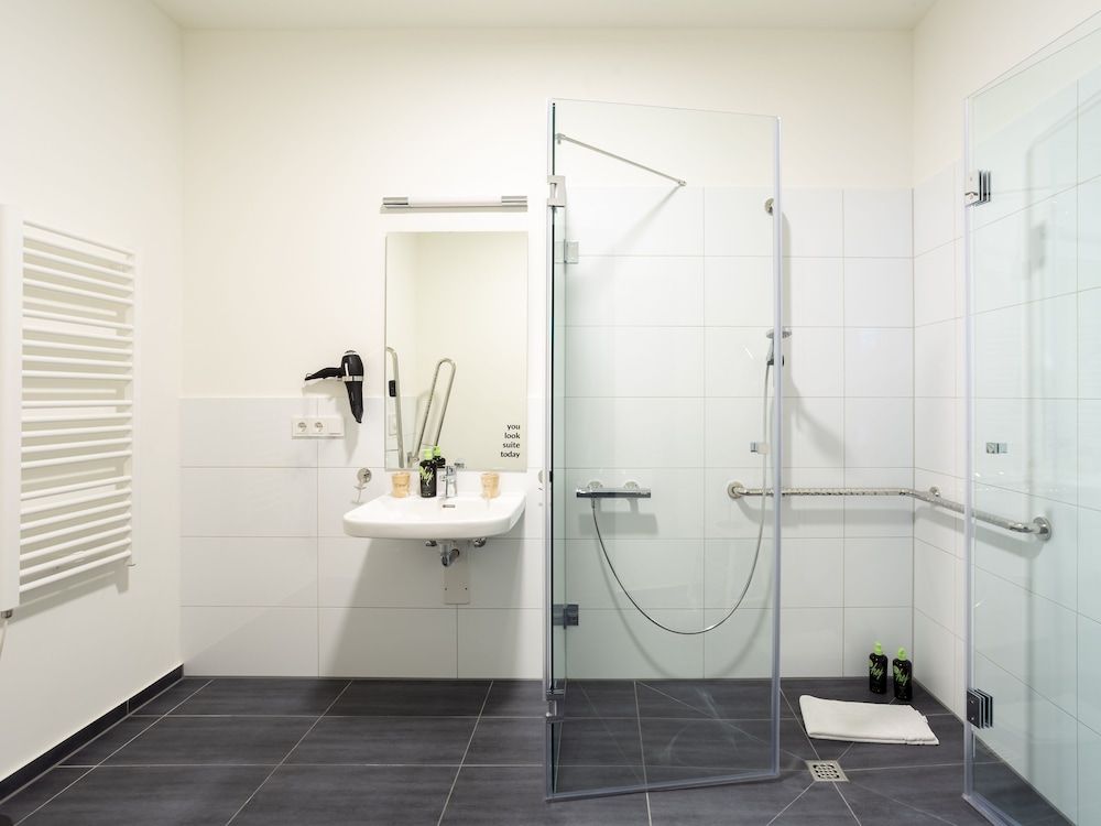 Limehome Mönchengladbach Fliethstraße Suite M 9