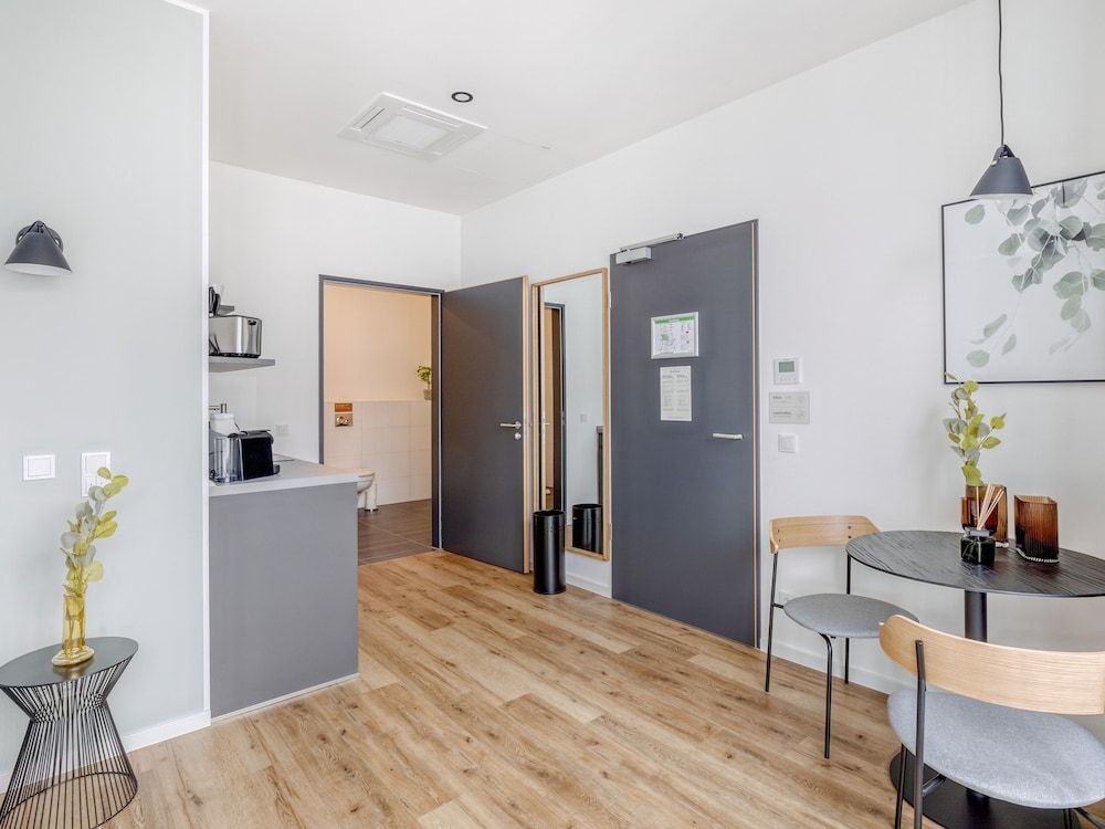 Limehome Mönchengladbach Fliethstraße Suite L 9